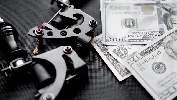how much to tip tattoo artists