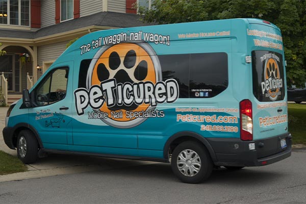 Mobile dog deals grooming business