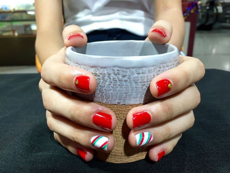 christmas nails