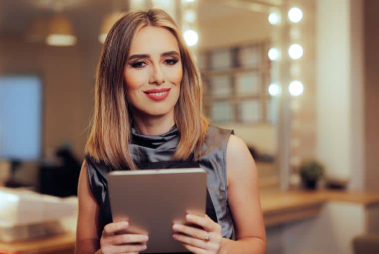 Invest in salon management software for support and success when becoming an independent hairstylist