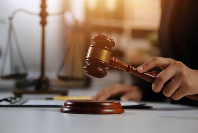 Ensure you follow all the necessary legal requirements before becoming an independent hairstylist